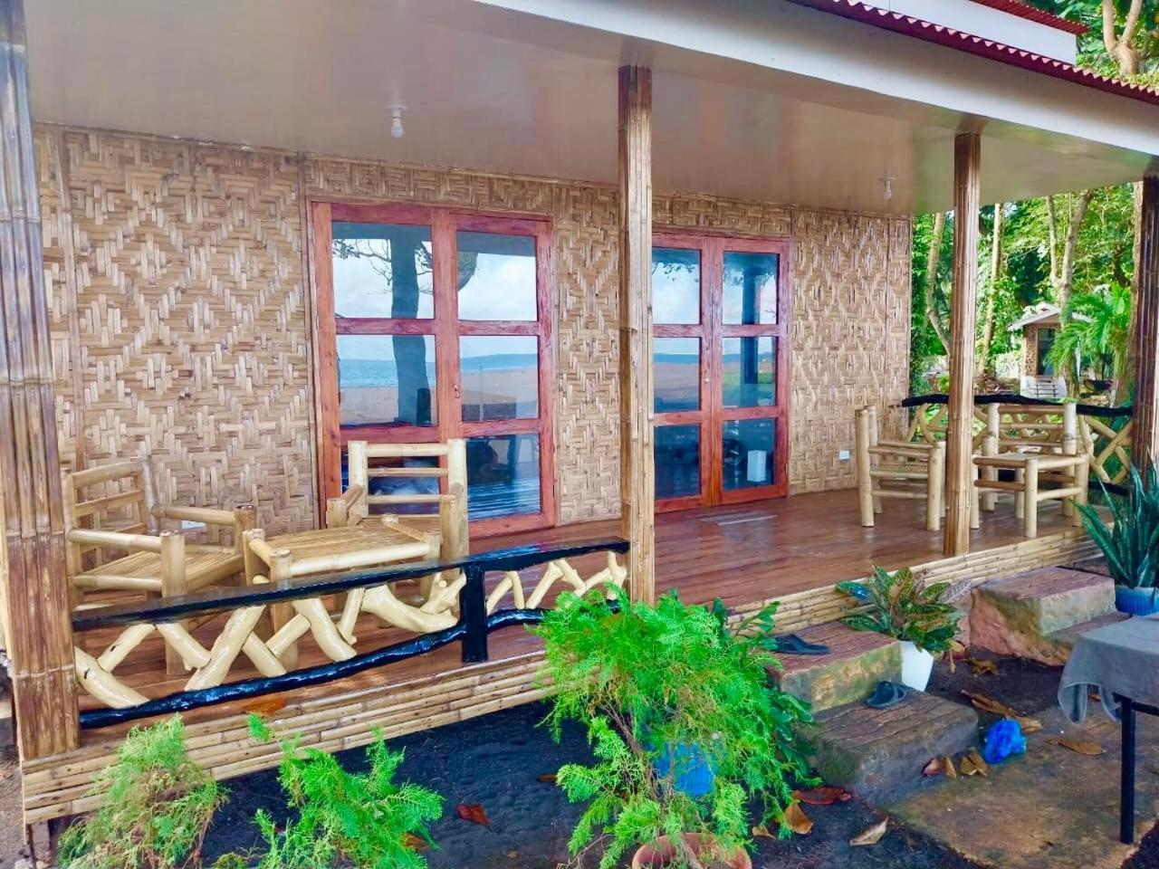 Playa Del Fuego Camiguin Beach Hostel & Resort Mambajao Exterior foto