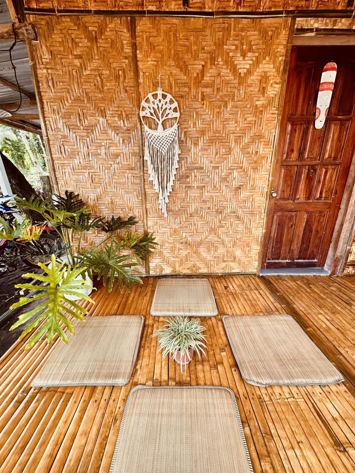 Playa Del Fuego Camiguin Beach Hostel & Resort Mambajao Exterior foto